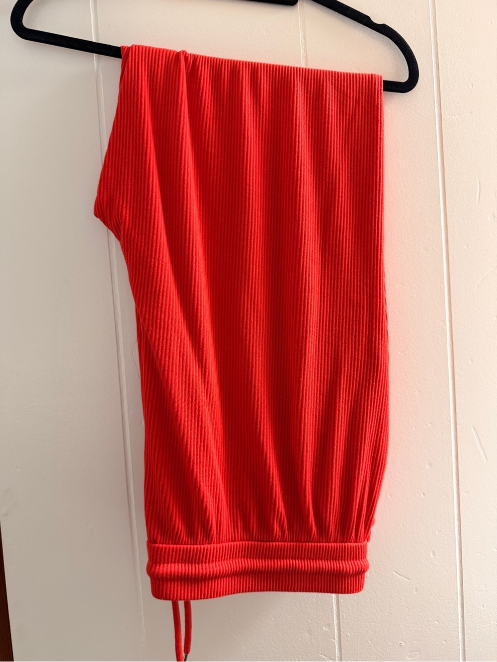 Quarter-Zip Ribbed Red Jogging Set - Picture 3 of 6
